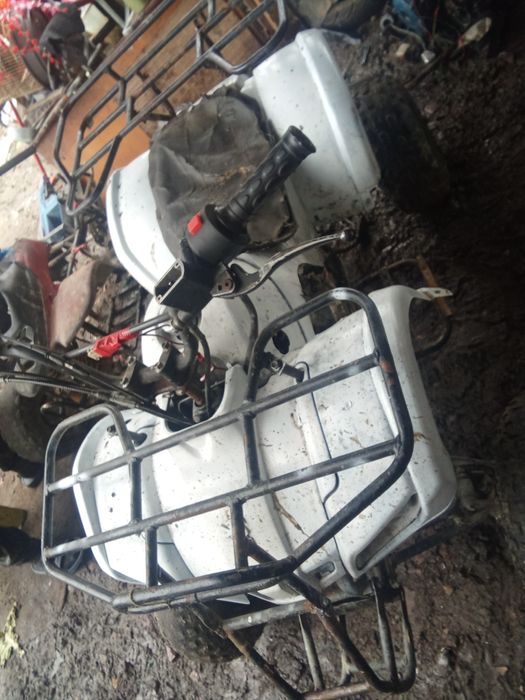 Vând sau schimb ATV 107 CC automat schimb doar cu cross de 125cc
