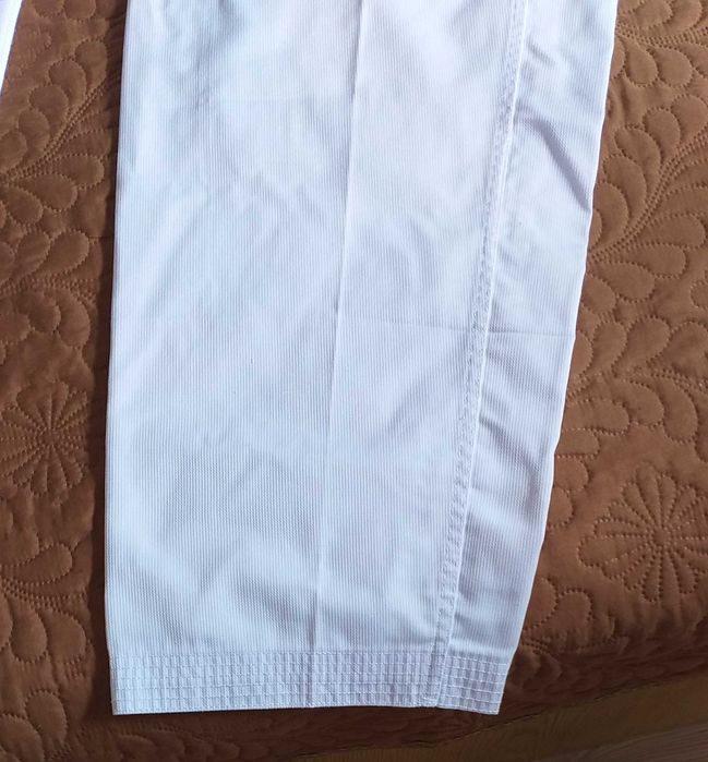 Спортен комплект за таекуондо