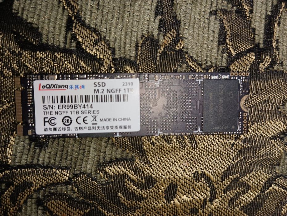 Продам SSD M2 sato 1 TB