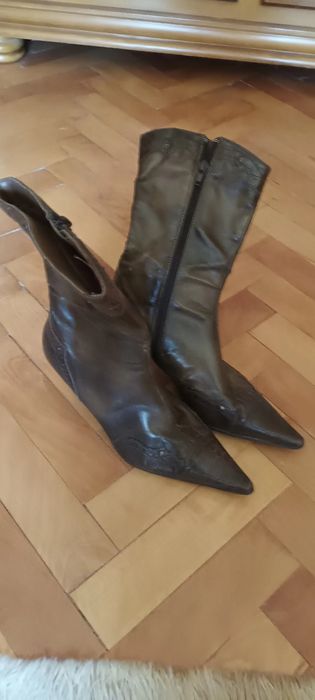 Vând cizme din piele damă, mărimea 38 di