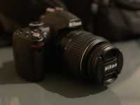 Aparat Nikon D300 cu obiectiv 18-55mm