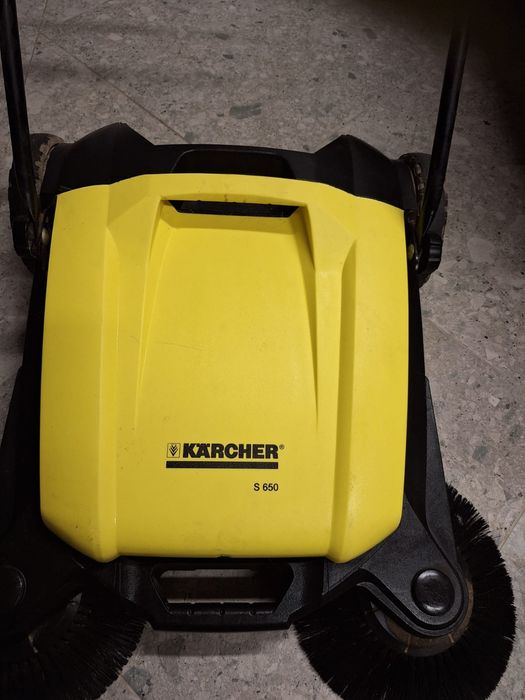 Mașina de maturat KARCHER