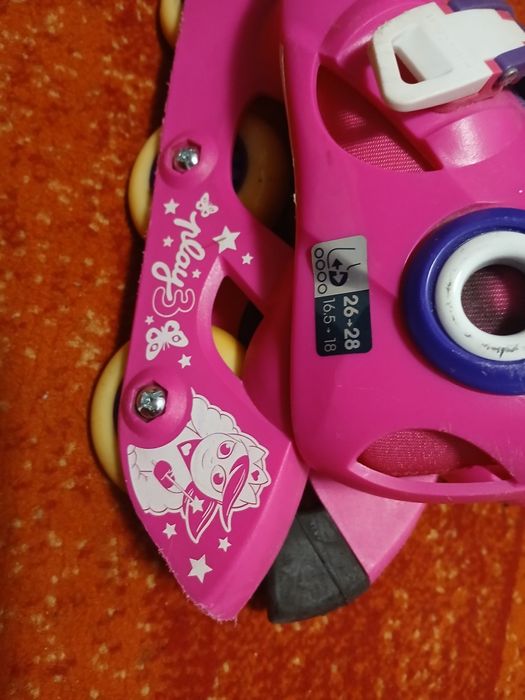 Role fetite roz cu mov