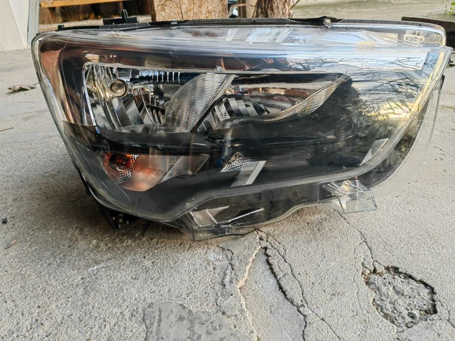 Фар Opel Combo E десен/Фар Опел Комбо Е Оригинален