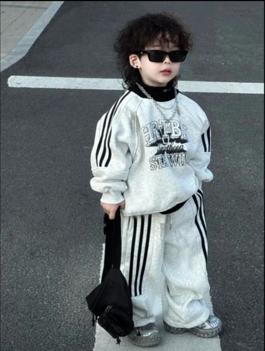 Повседневный утепленный костюм