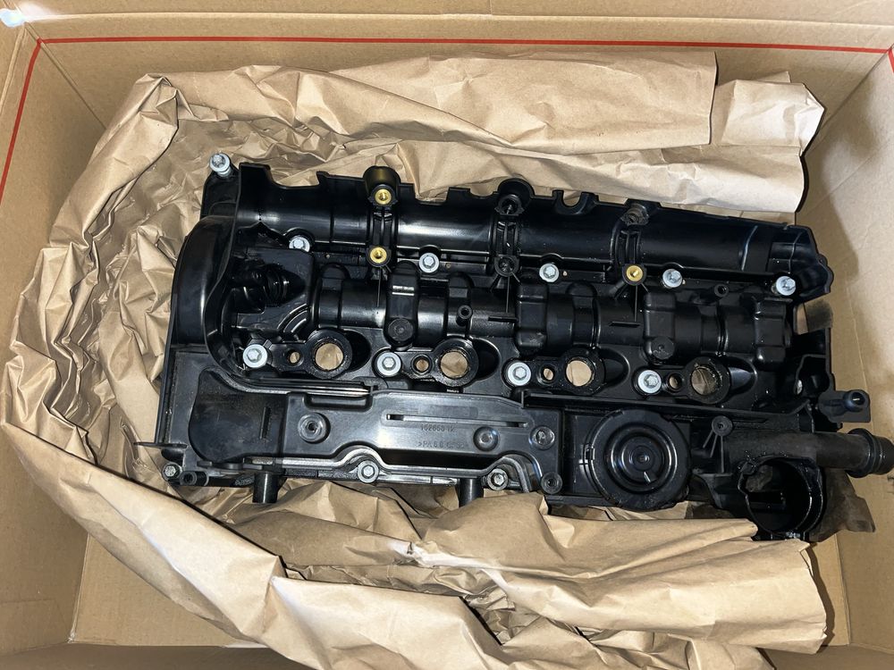 Capac culbutori BMW motor 2.0 diesel n47 143 184 CP F10 f11 E90 X1