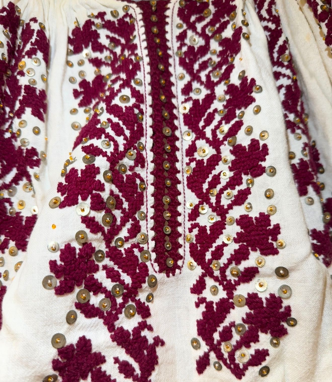 Ie traditionala /costum popular