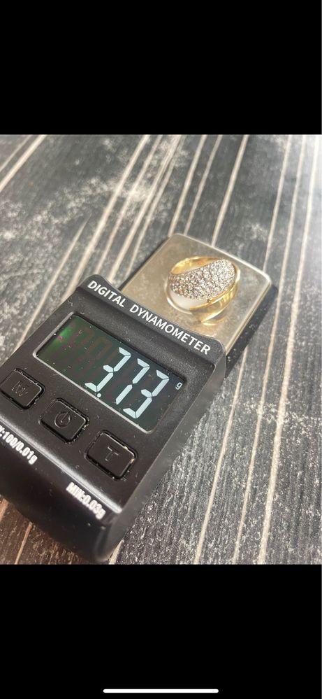 Inel aur 14 k cu zirconii model deosebit nou