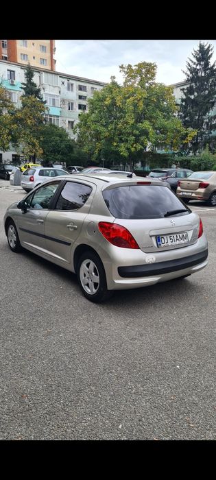 Peugeot 207 1.4 benzina