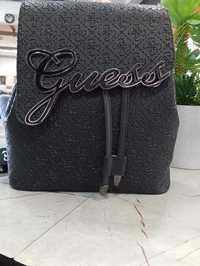 Чисто нова раница GUESS