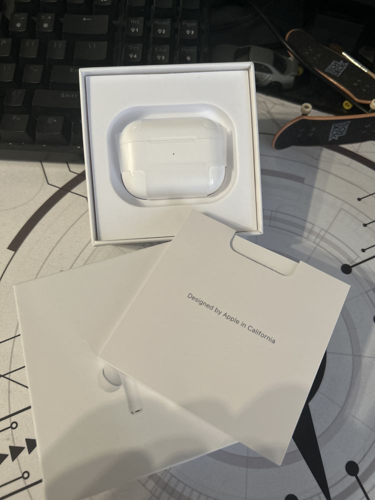Vând căști AirPods Pro 2
