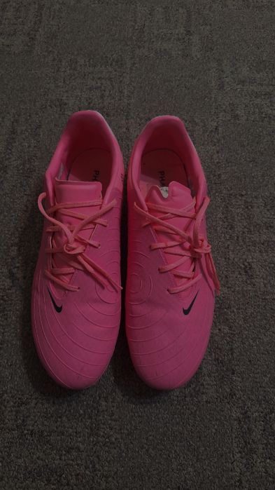 Vând ghete de fotbal nike