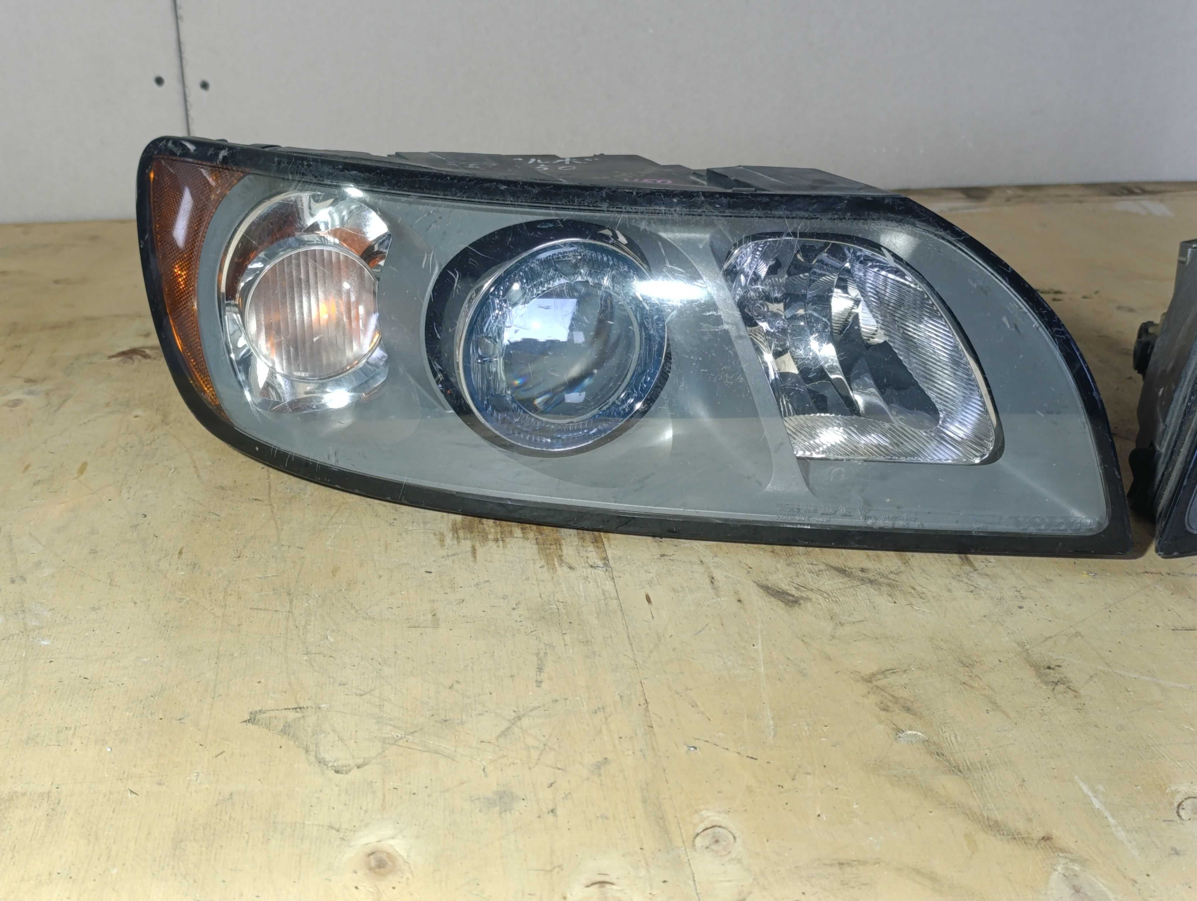 Фары передние XENON Volvo S40 V50 Оригинал Б/У 03-11г
