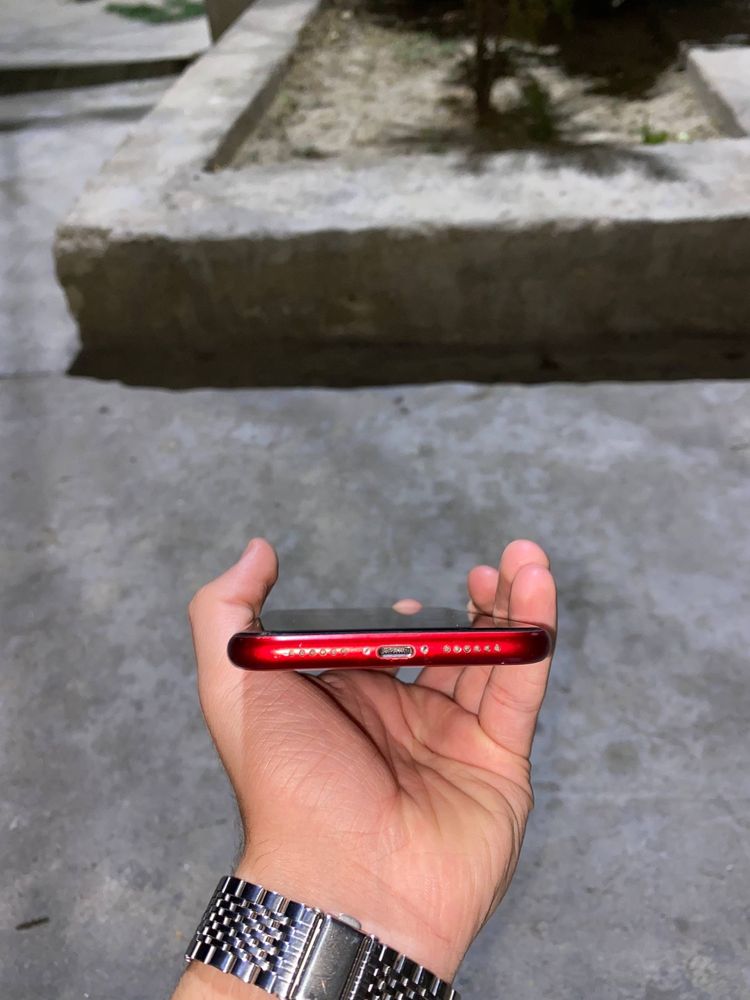 Iphone Xr яхши холатда