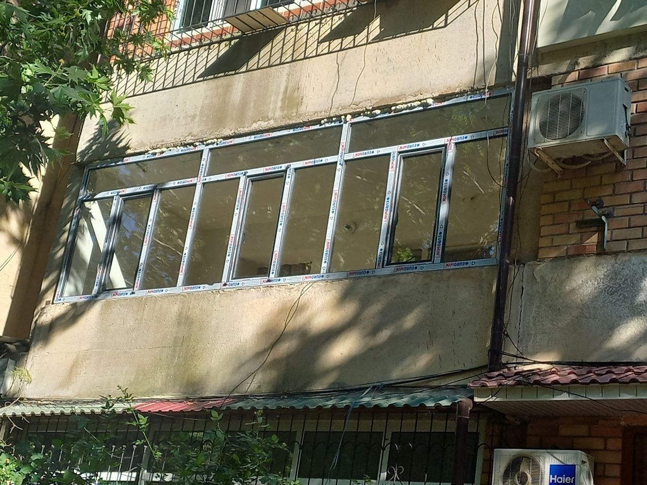 Akfa Ekopen eshik va romlar