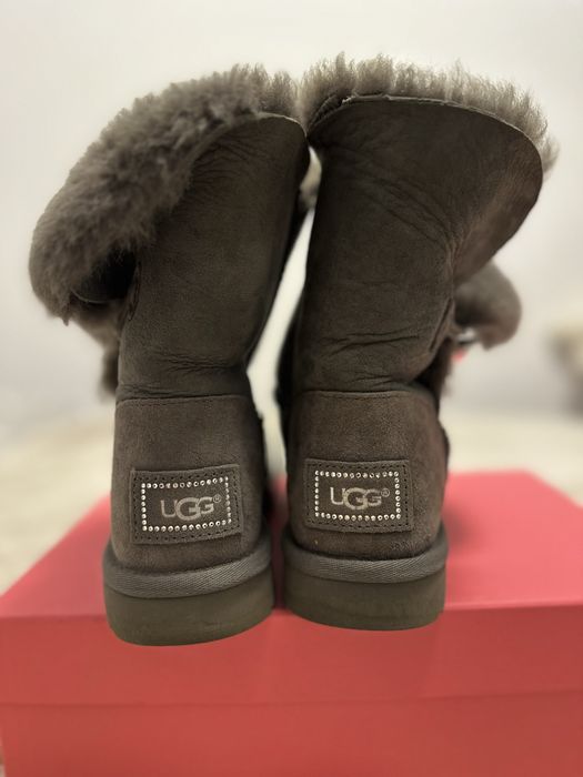 Vând UGG Originale