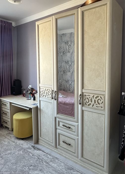 Оба в хорошем состоянии,без серьёзных повреждений.Вместительный удобны