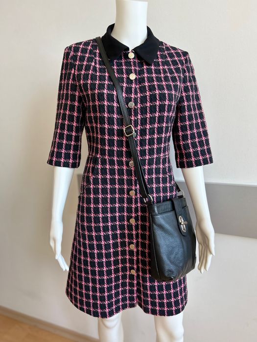 Maje Paris разкошна рокля с кокетна яка силует