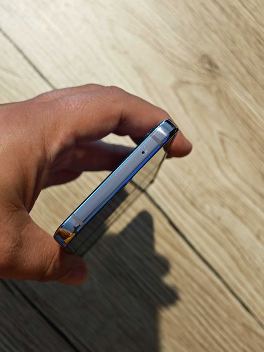 Samsung Z Flip 4 (лилав, 256GB) - Отлично състояние
