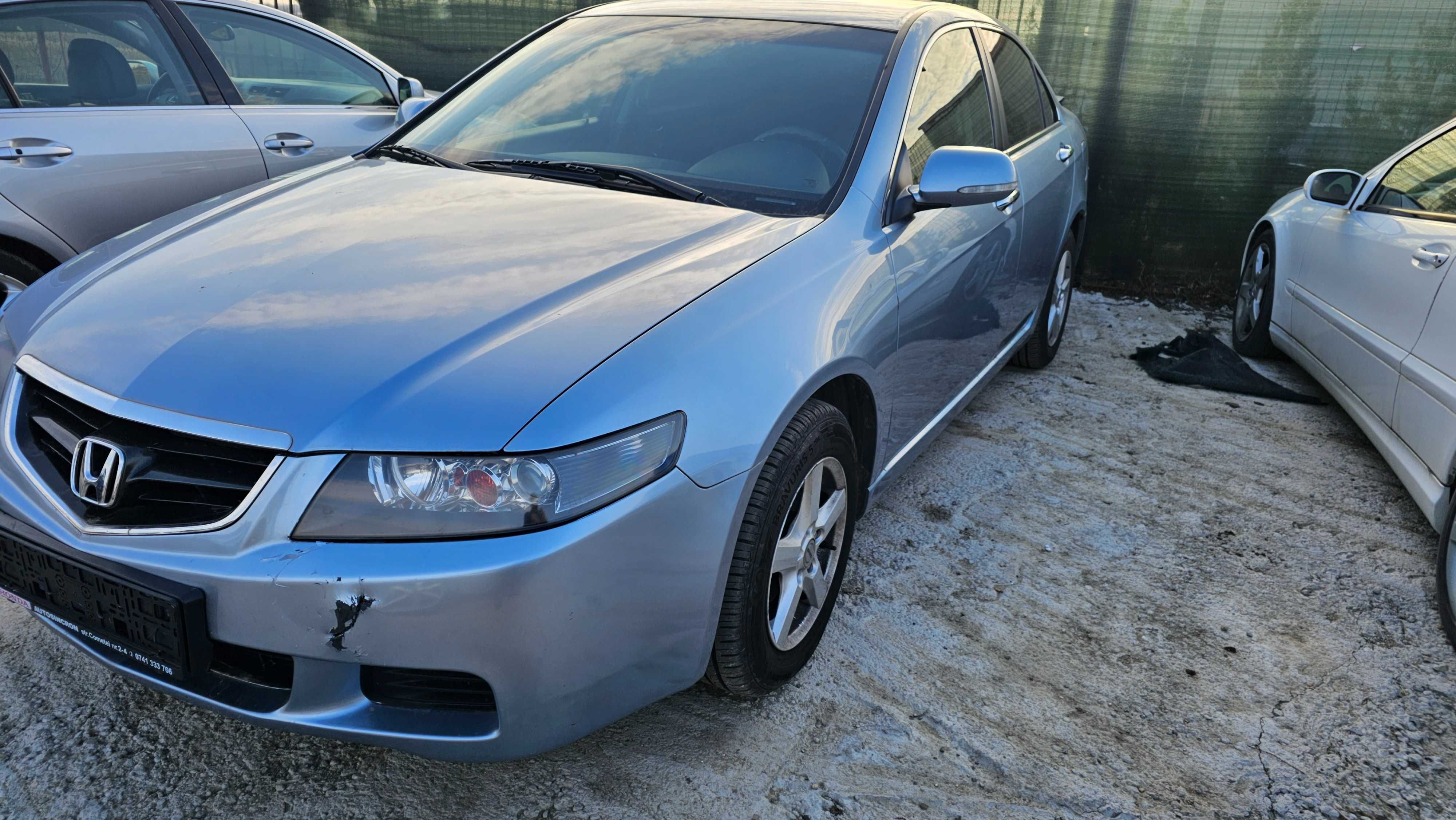 Honda Accord 2.0 i-vtec benzina impecabila! Avariat! 106.000 km!