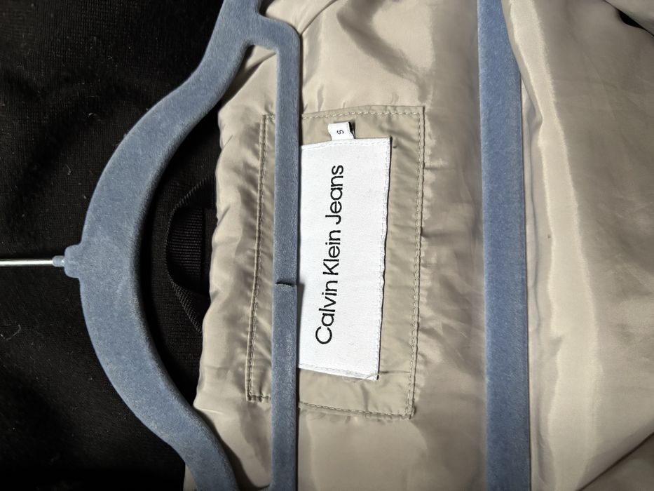 Vand geaca Calvin Klein(no TheNorthFace,Nike,Jordan)