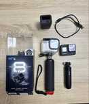 GoPro Hero 8 Black + accesorii originale – stare foarte bună