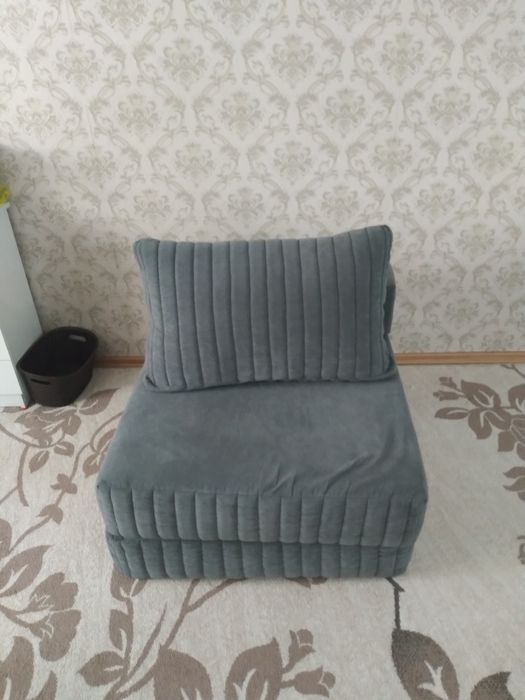 Продам без каркасное кресло.