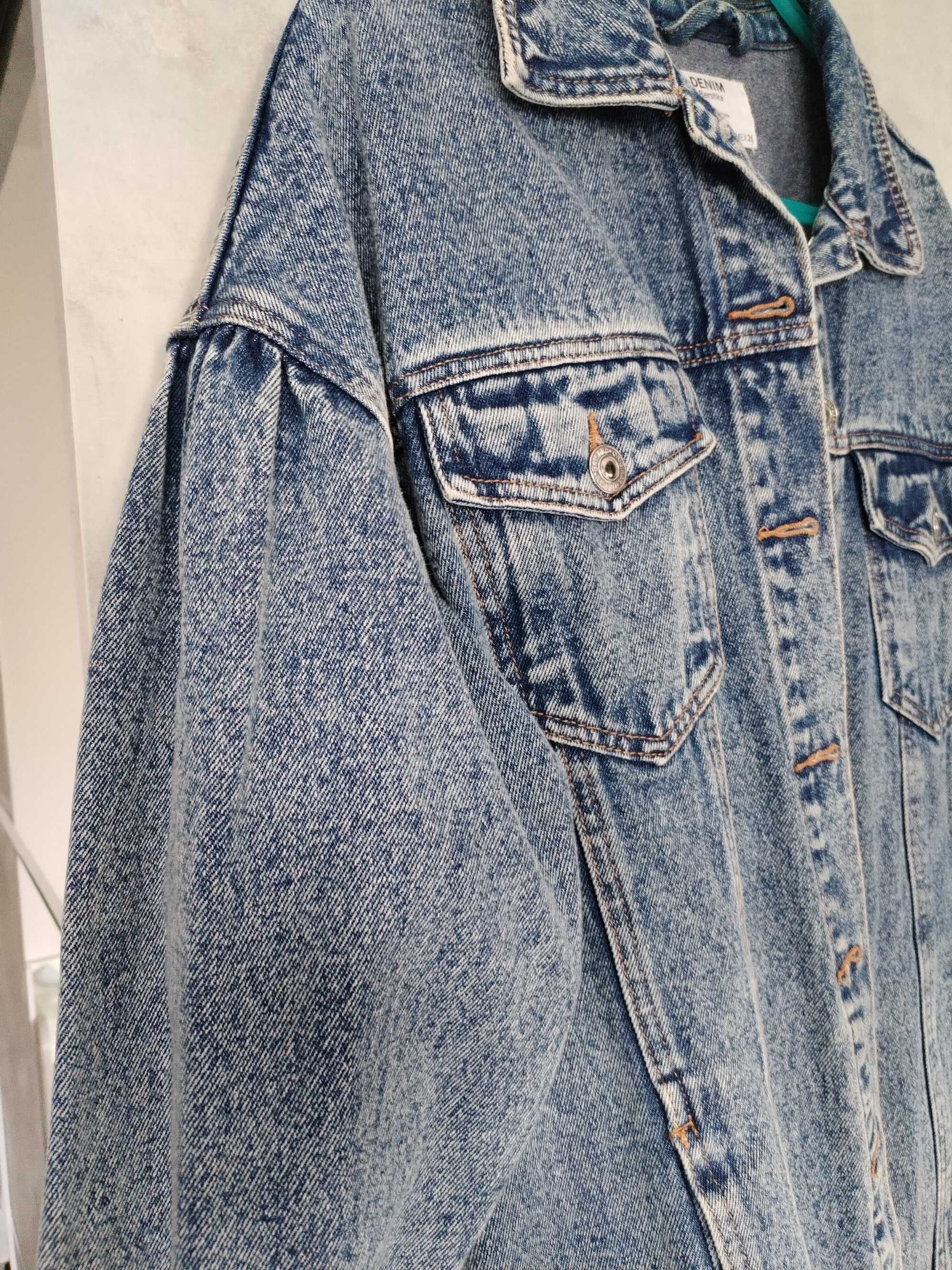 Дънков тренчкот Bershka, S размер