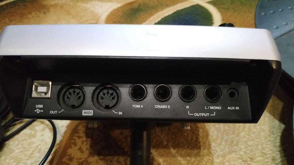Alesis DM7X Kit Электронная ударная установка (Baraban sotiladi b/u)