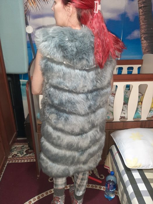 Безрукавка меховая