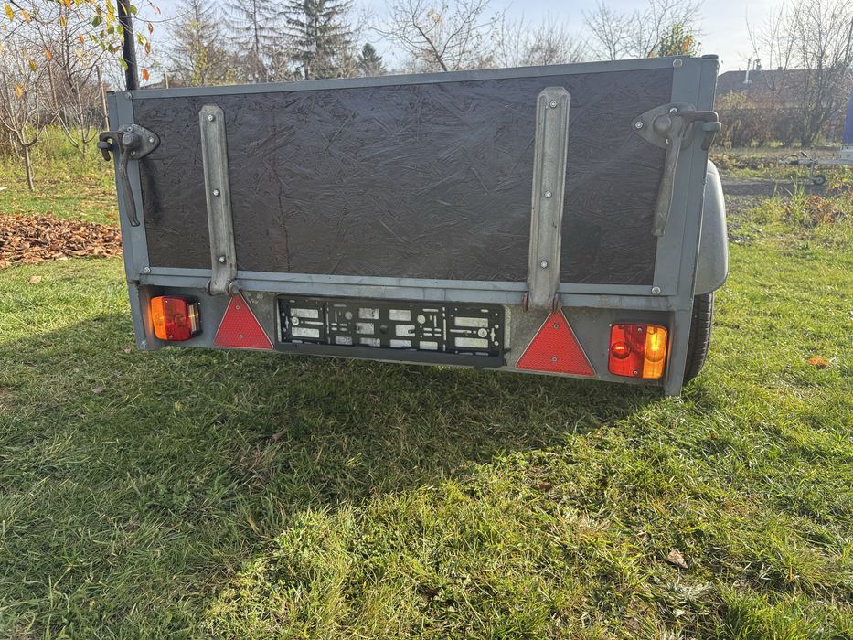 Remorca 750 kg stare -ca noua