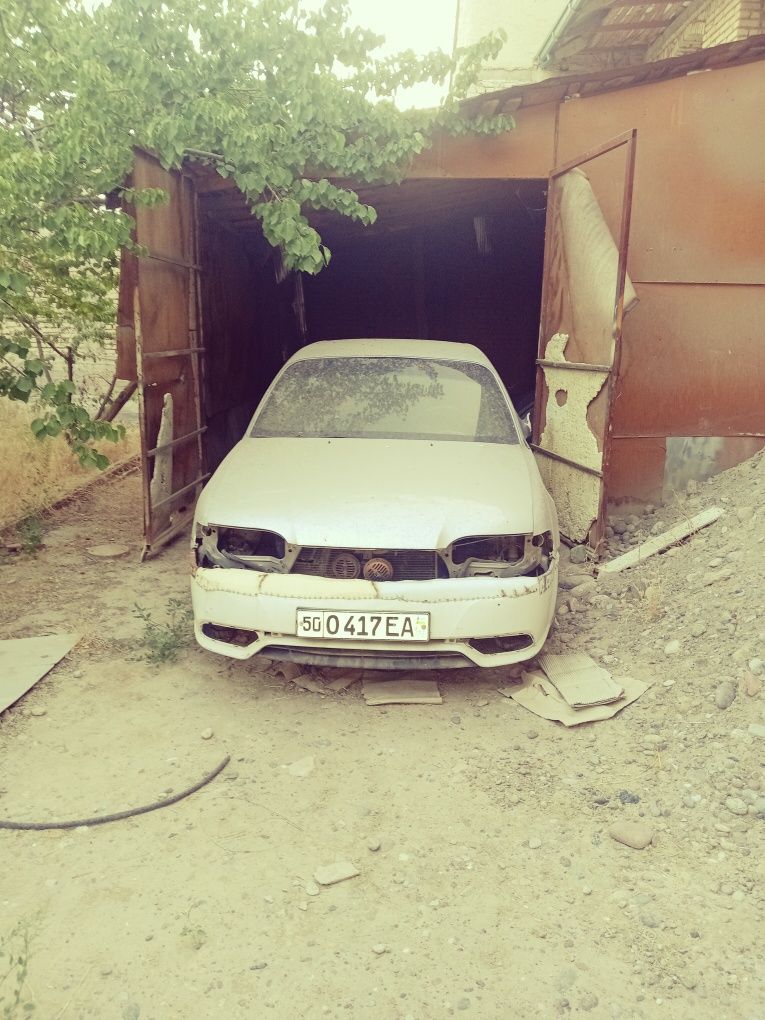 Hyundai sonata sotiladi