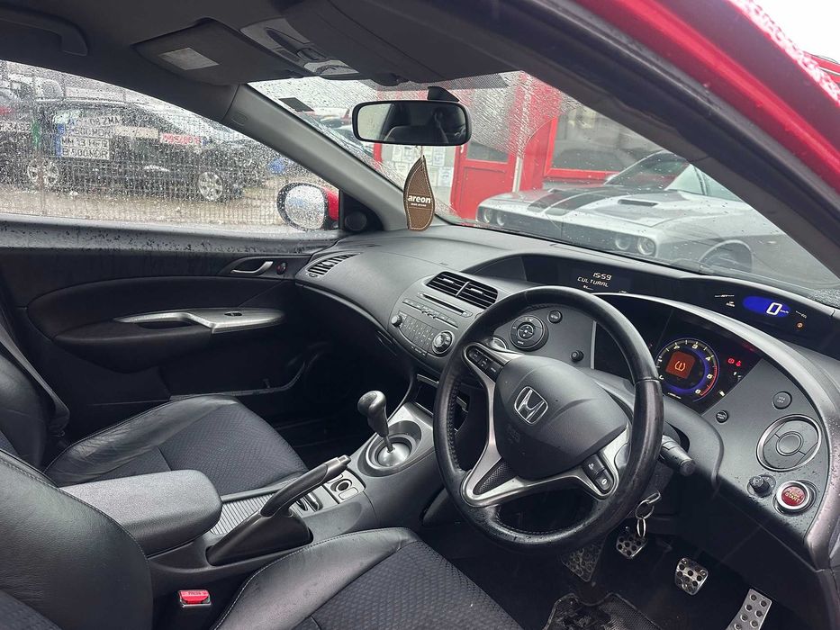 Dezmembrez Honda Civic 2,2 i-ctdi 2010