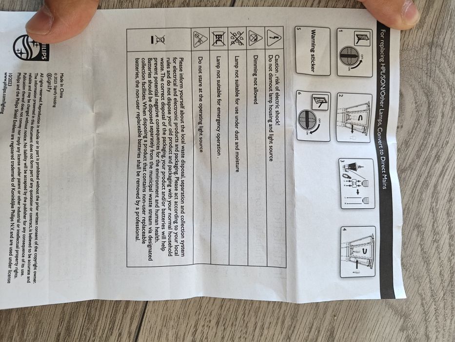 Vand 2 becuri Philips TrueForce Core 18W Led 3000 lumen noi