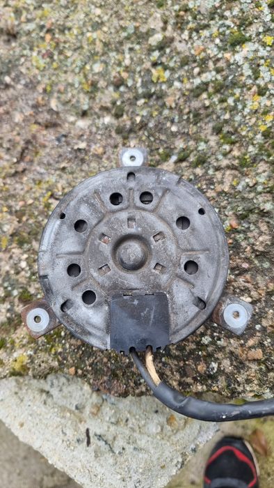 Мотор на перката на мерцедес С Е класа