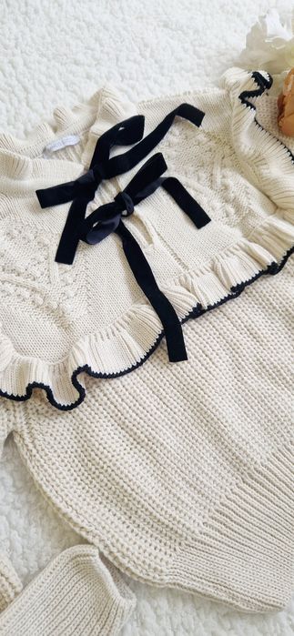 Нов пуловер размер S/M