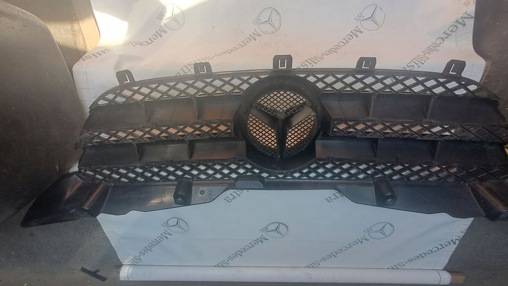 W906 Решетка за Мерцедес Спринтер 306