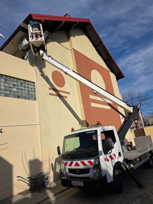 Închiriez nacele, execut săpături, demolari