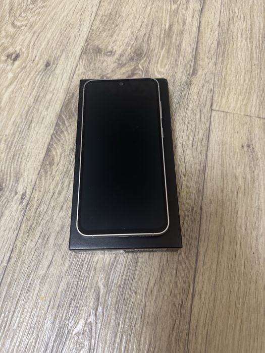 Samsung S23 FE 256GB.                     .