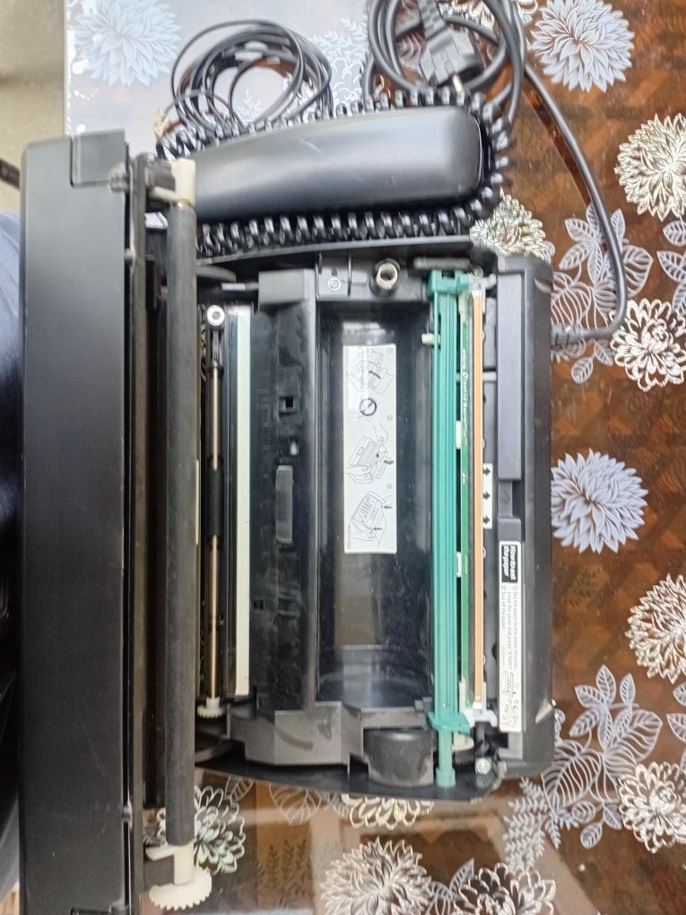 Panasonic faks KX-FT981