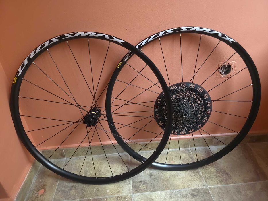 Mavic Crossmax 29", KMC, SRAM