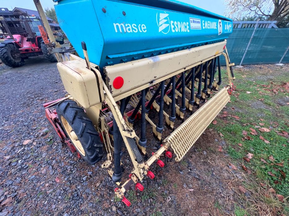 Freza Kuhn cu semanatoare Sulky 3 m Grapa Rotativă