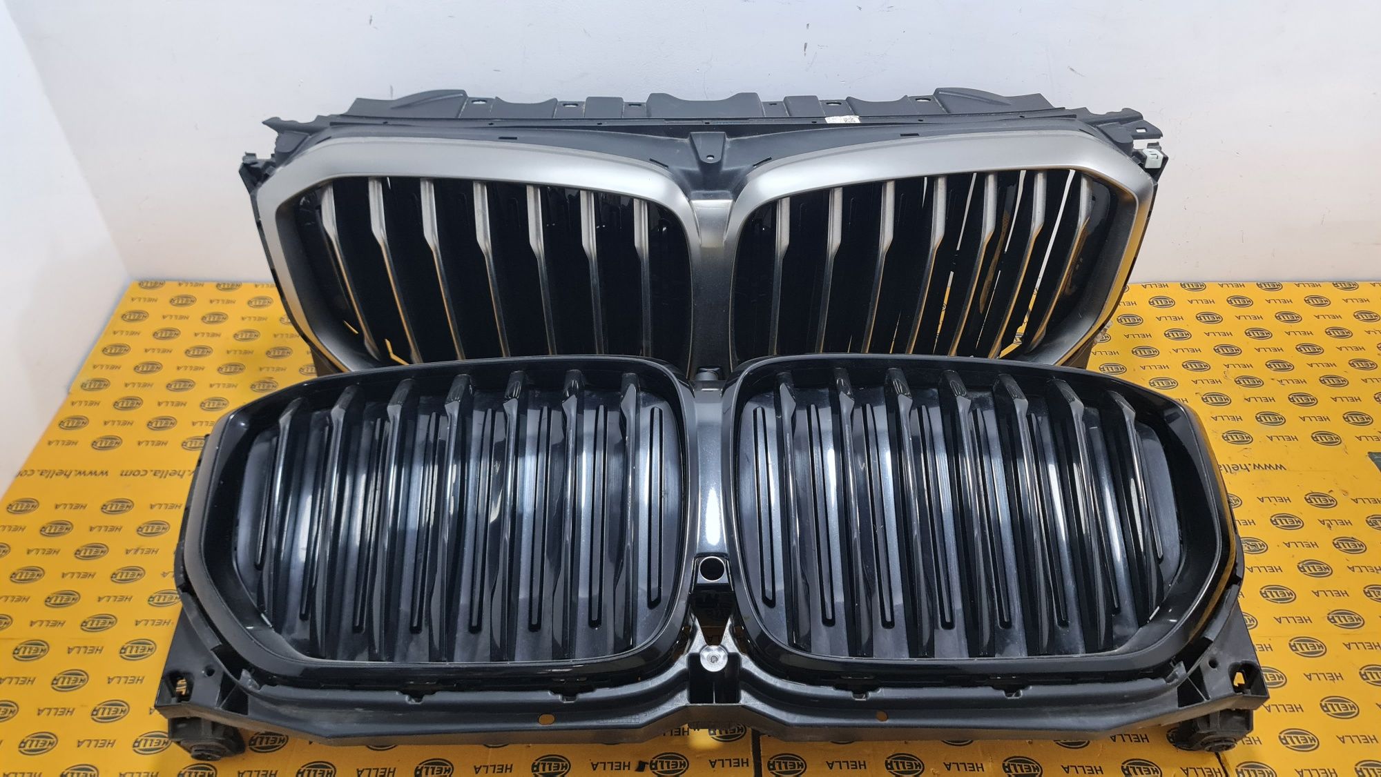 Hota grila masca radiator clapete active trager far bara BMW X5 G05