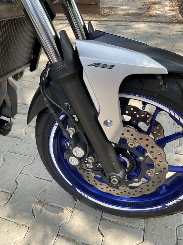 Yamaha MT-07 ABS, LED