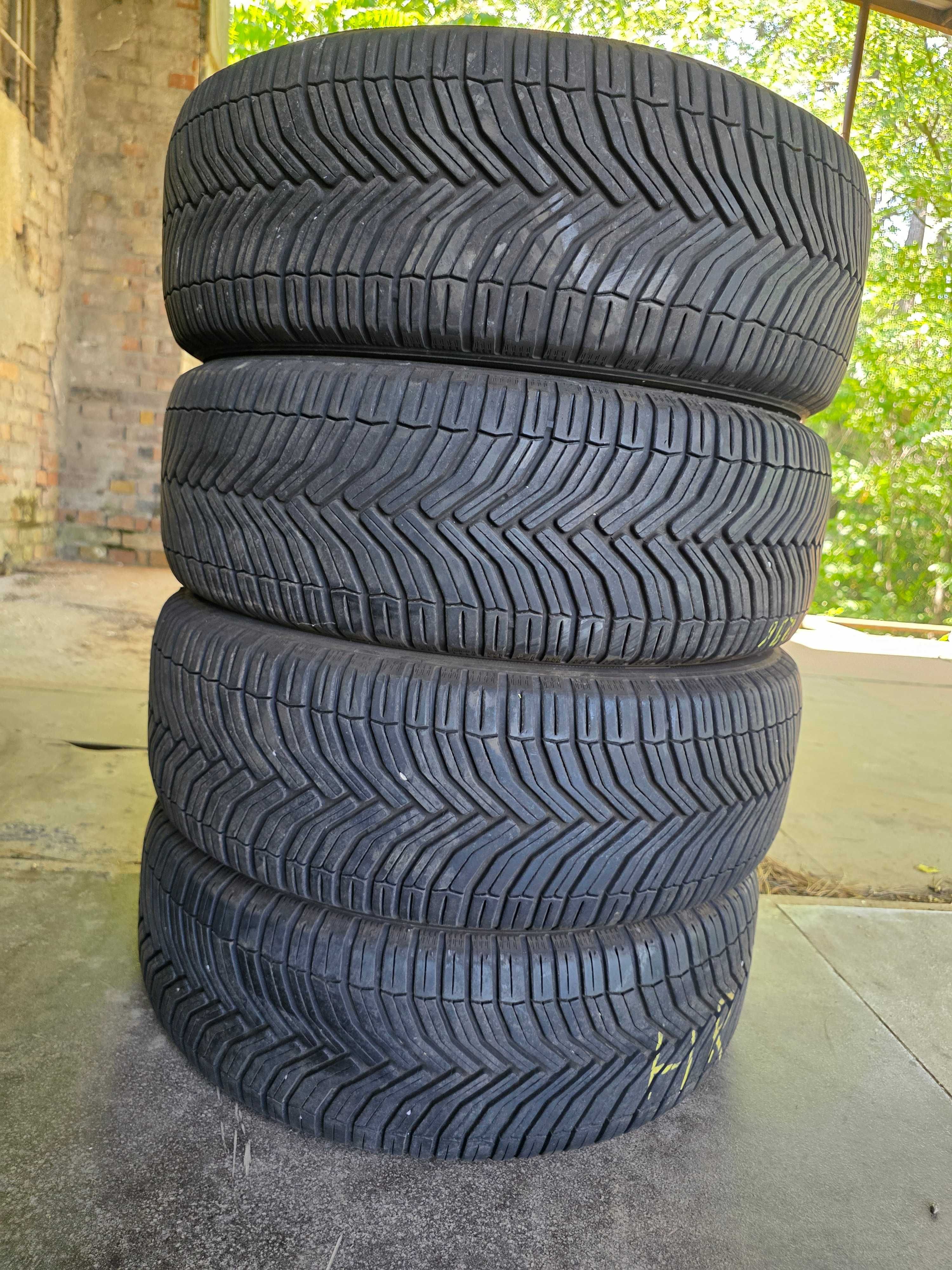 4бр Всесезонни гуми 205 55 16 - Michelin