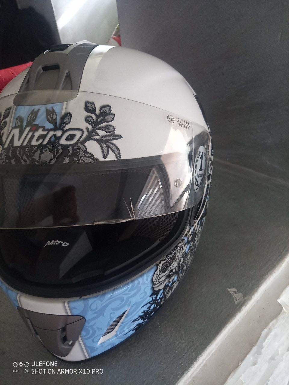 Дамска каска Nitro