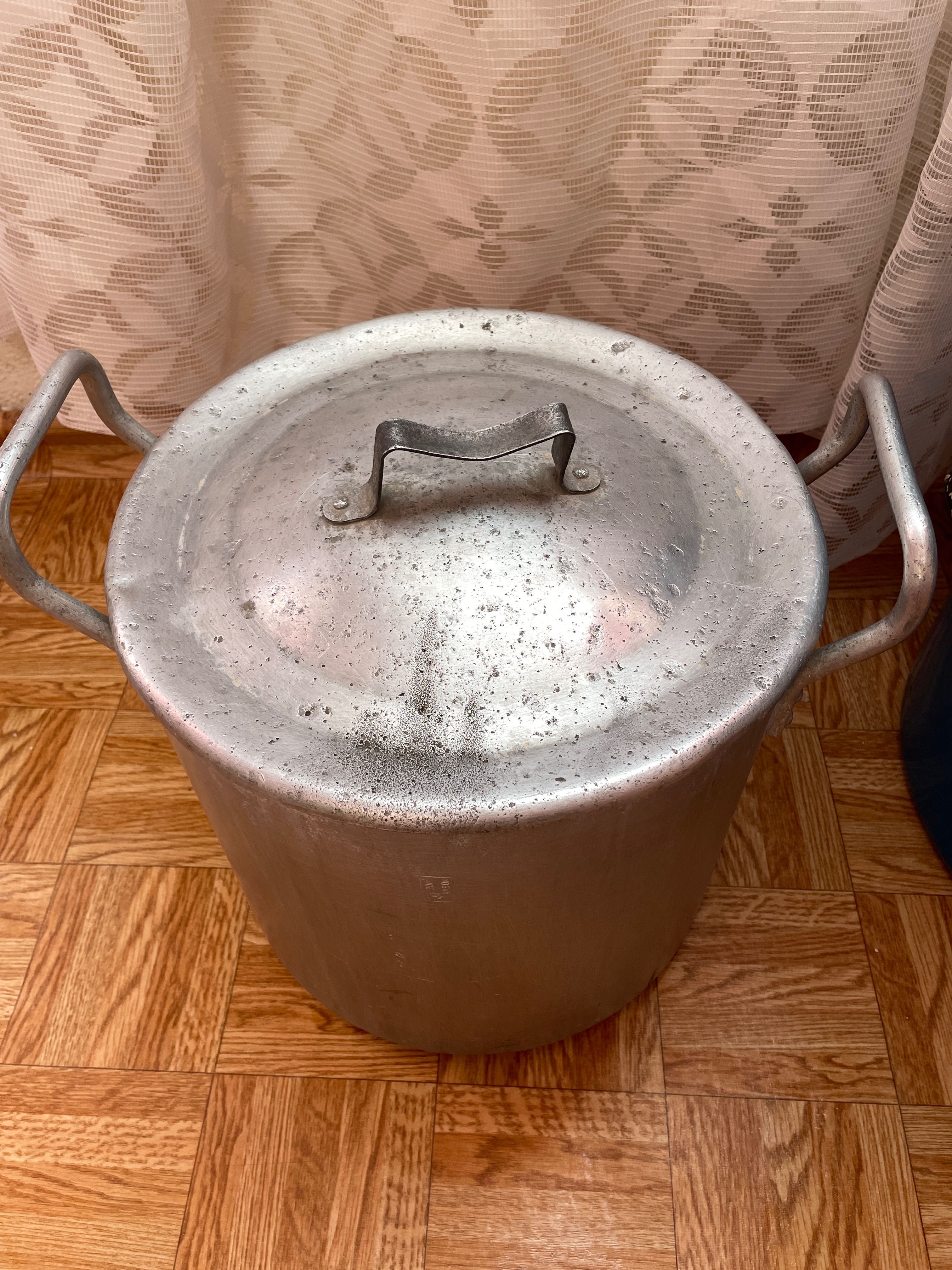 Кастрюля Алюминиевая с крышкой 20л