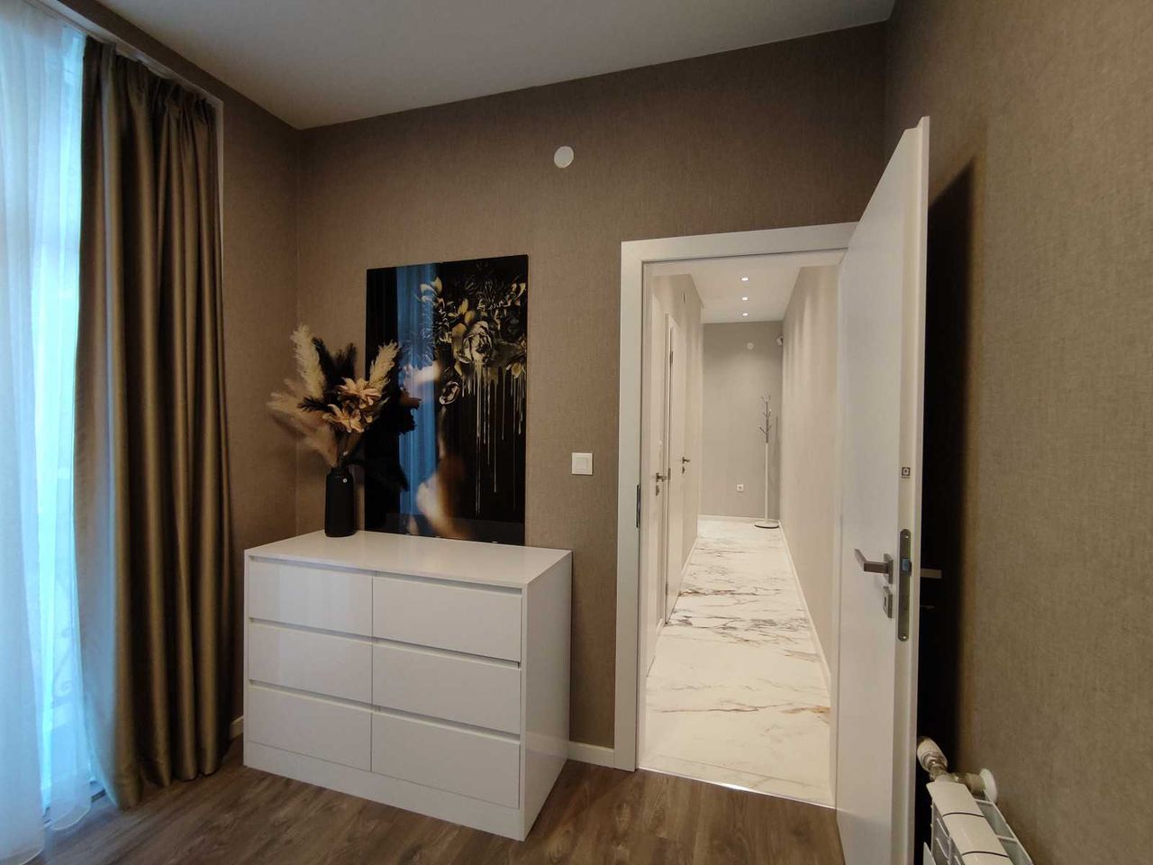 Продава се Тристаен апартамент в София, Сердика - 92 кв.м за 1522 €/кв.м - Снимка #10