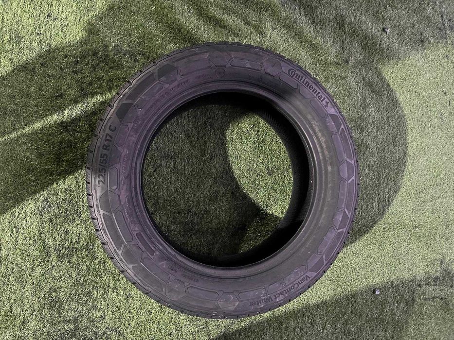 Anvelope Iarna 225/55/17C Continental