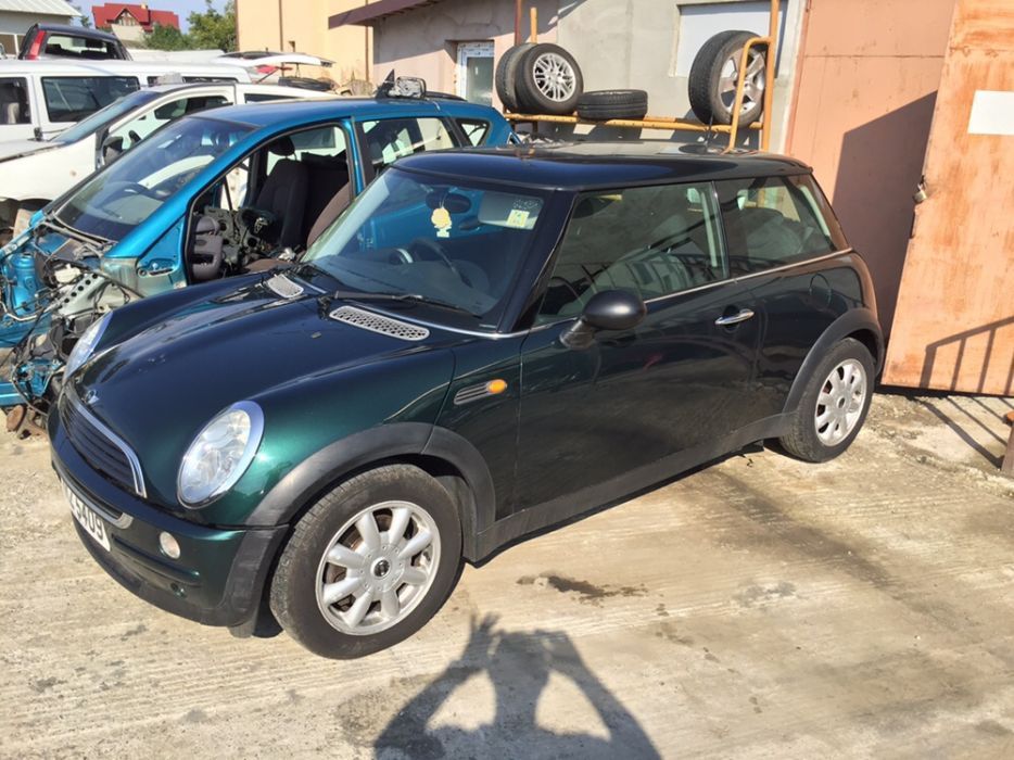 Dezmembrez mini cooper 1,6 b